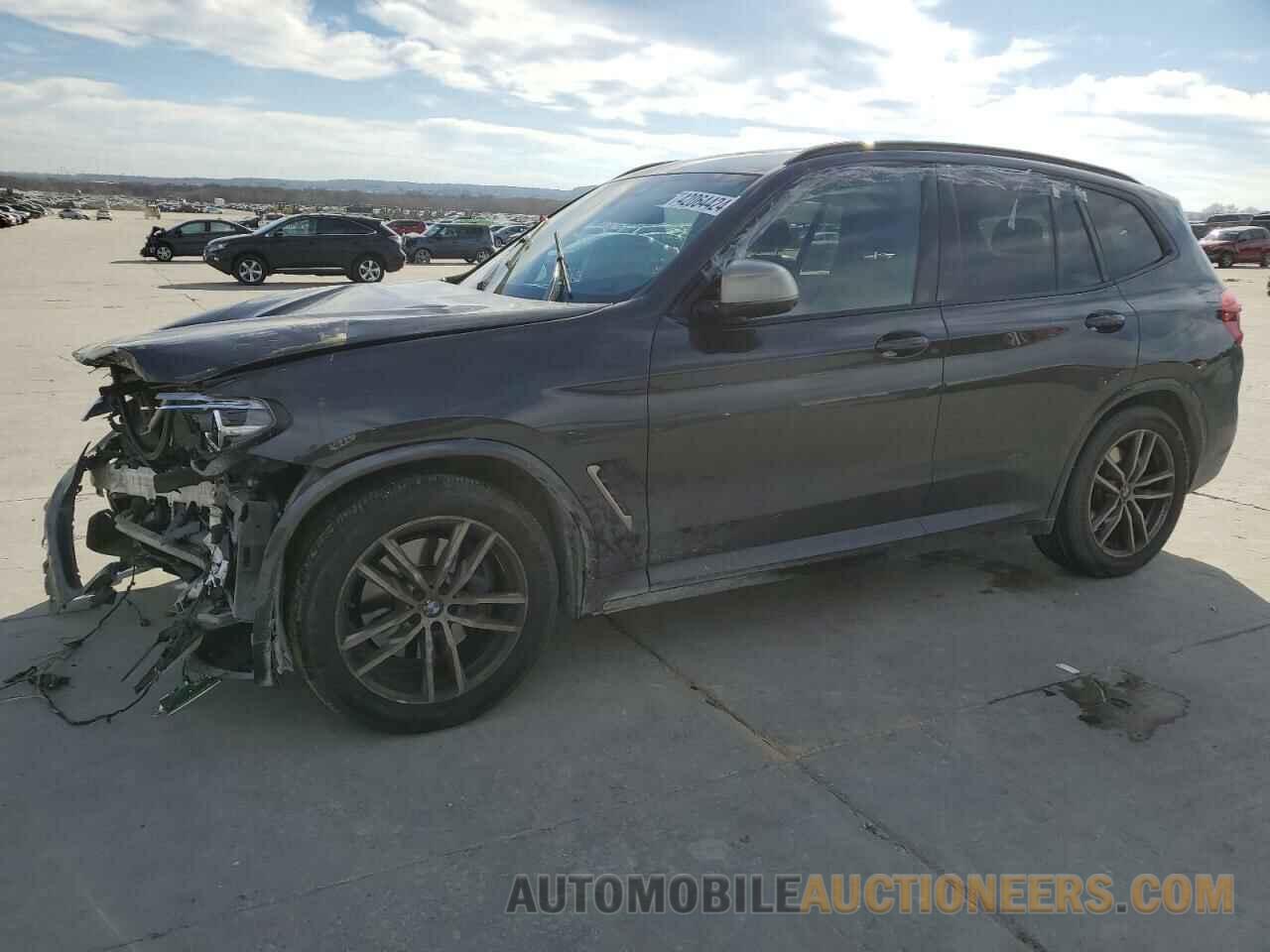 5UXTS3C50J0Y96624 BMW X3 2018