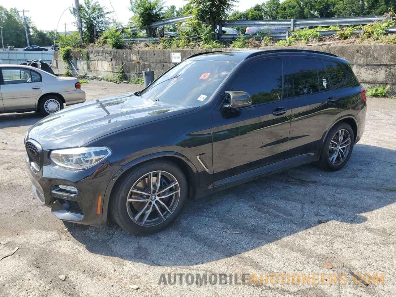 5UXTS3C52J0Y97497 BMW X3 2018