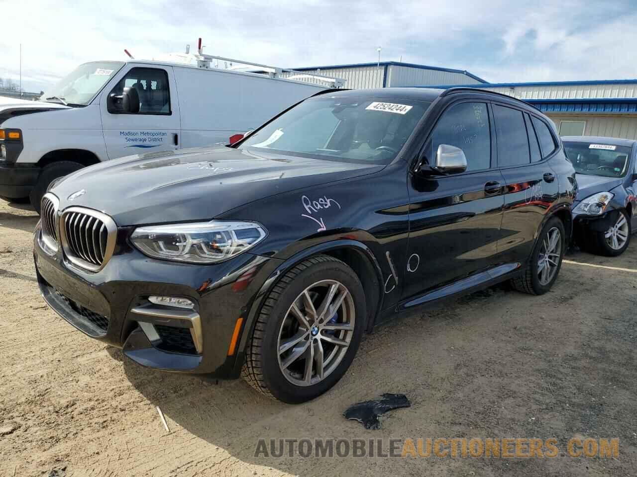 5UXTS3C58JLA46077 BMW X3 2018