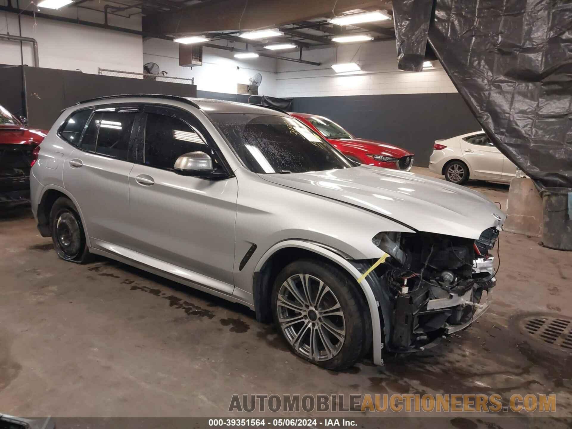 5UXTS3C5XJ0Z02476 BMW X3 2018