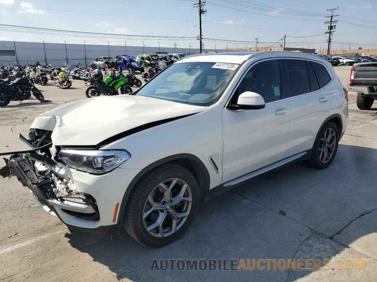 5UXTY3C06M9F37669 BMW X3 2021