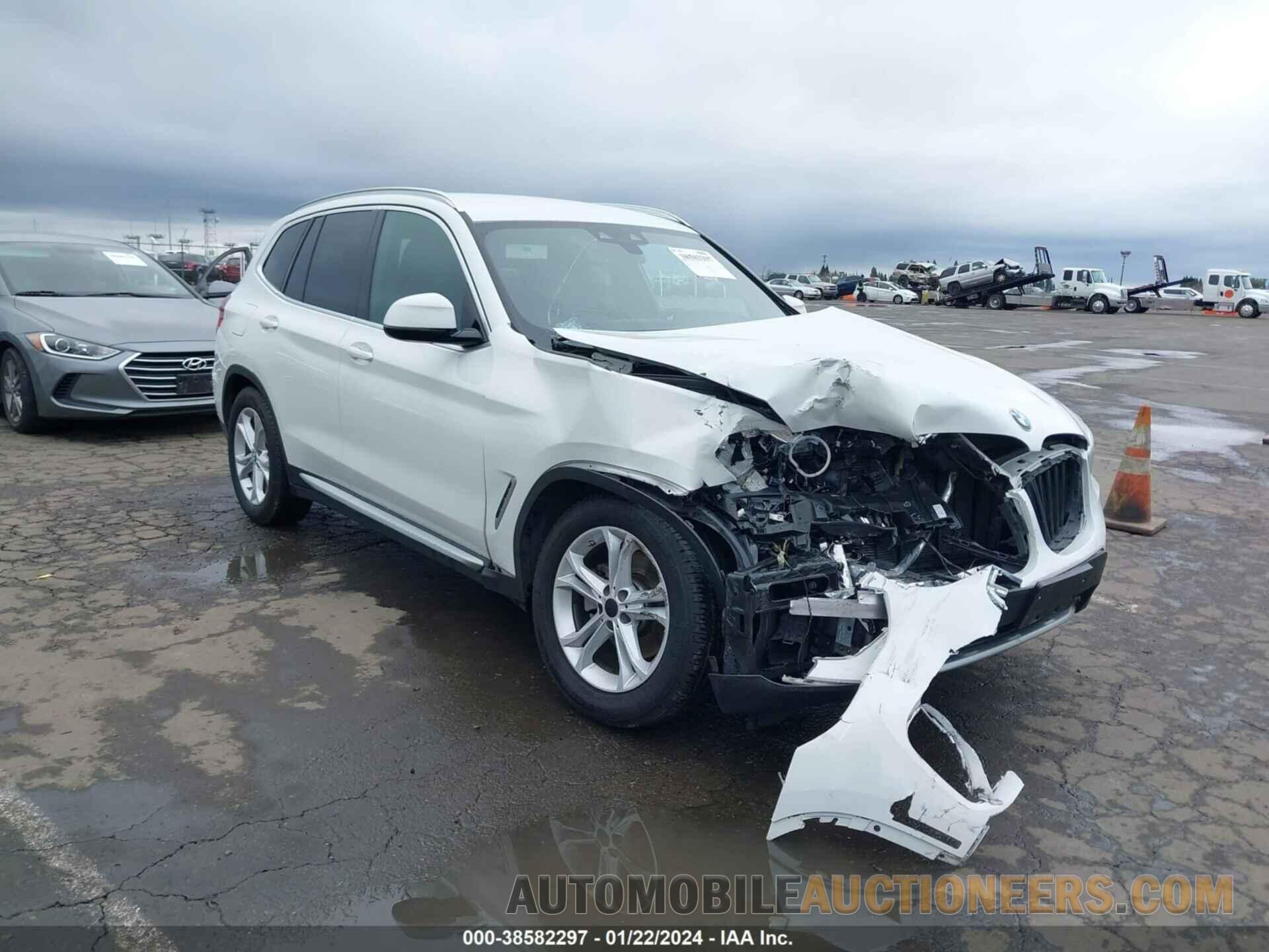 5UXTY3C0XLLU70444 BMW X3 2020