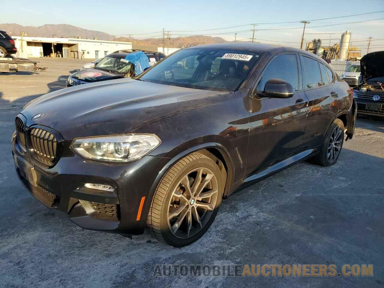 5UXUJ3C5XKLG53624 BMW X4 2019