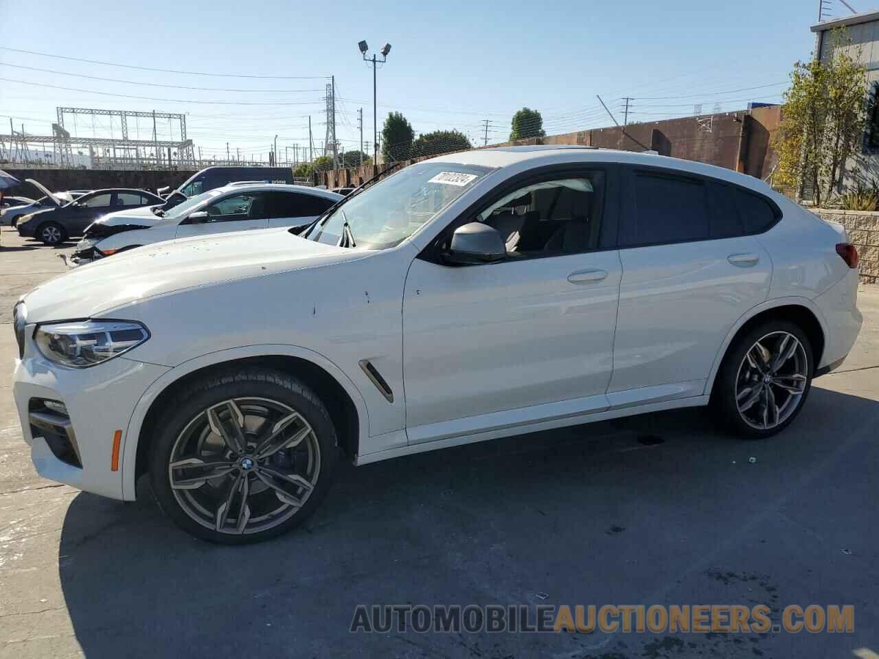 5UXUJ5C52K9A32869 BMW X4 2019