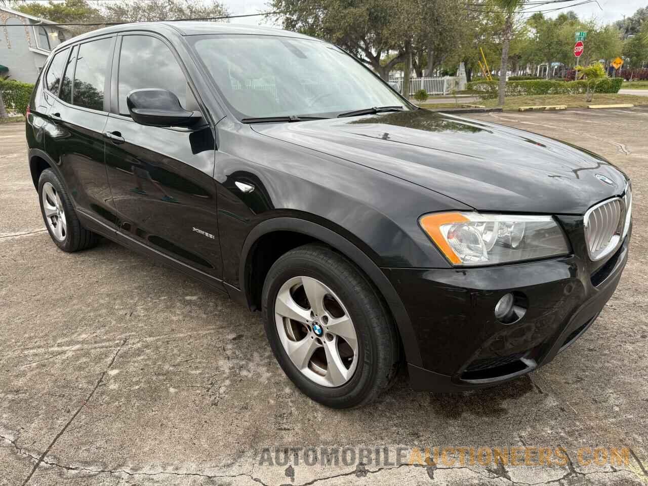 5UXWX5C52CL726017 BMW X3 2012