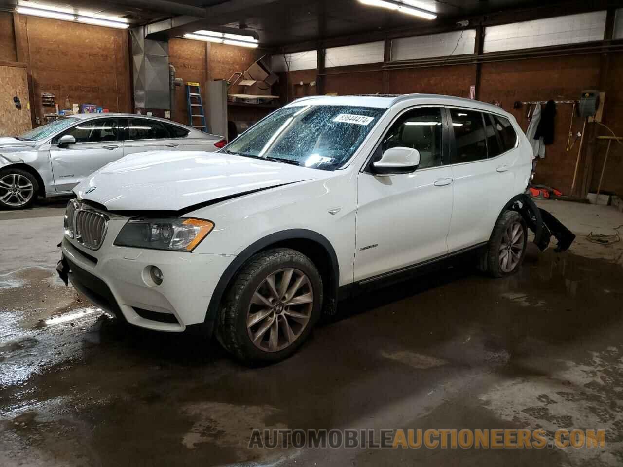 5UXWX5C54BL708021 BMW X3 2011