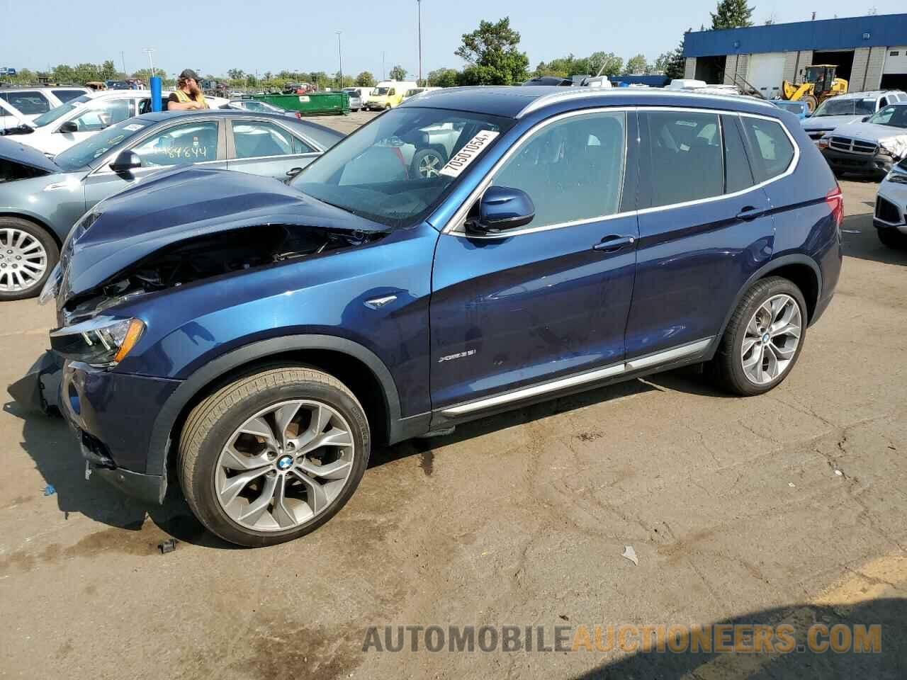 5UXWX7C35H0W39229 BMW X3 2017