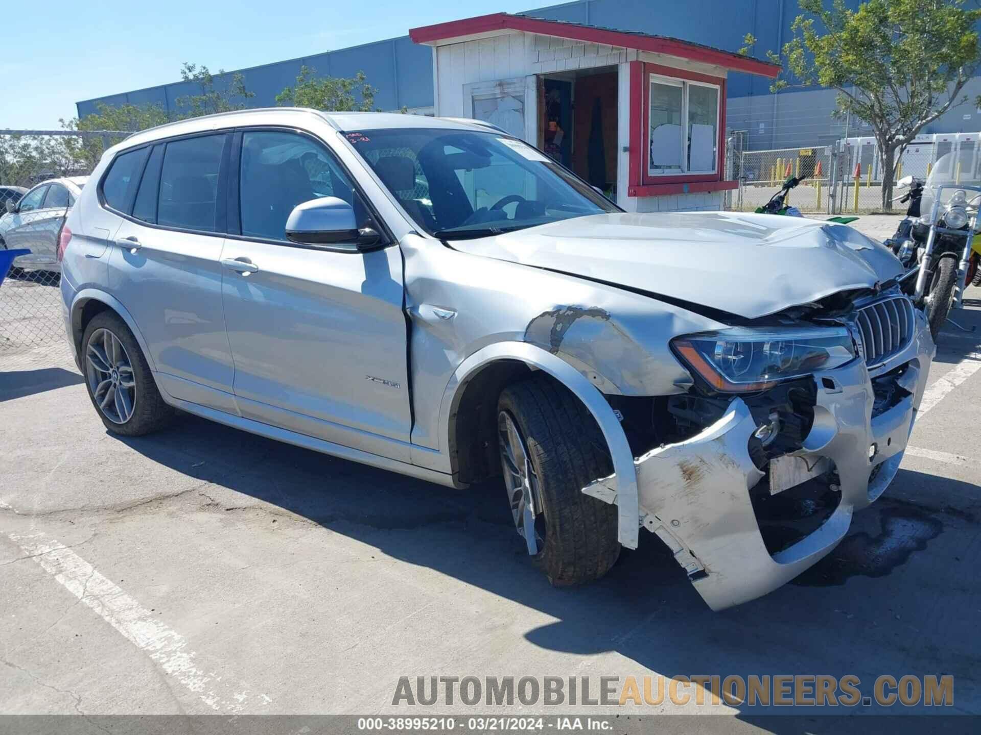 5UXWX7C3XH0U44341 BMW X3 2017