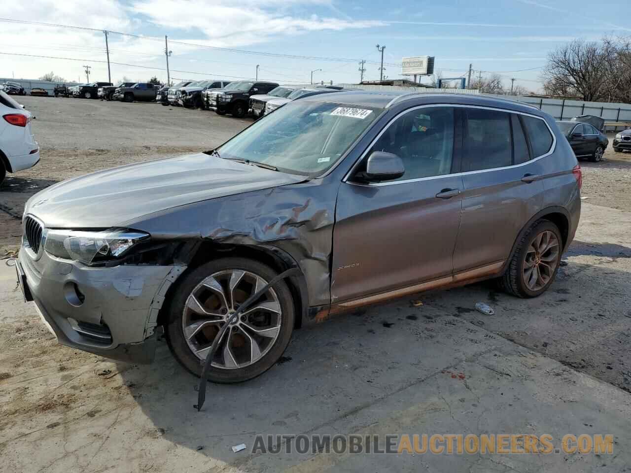 5UXWX9C31H0W69209 BMW X3 2017