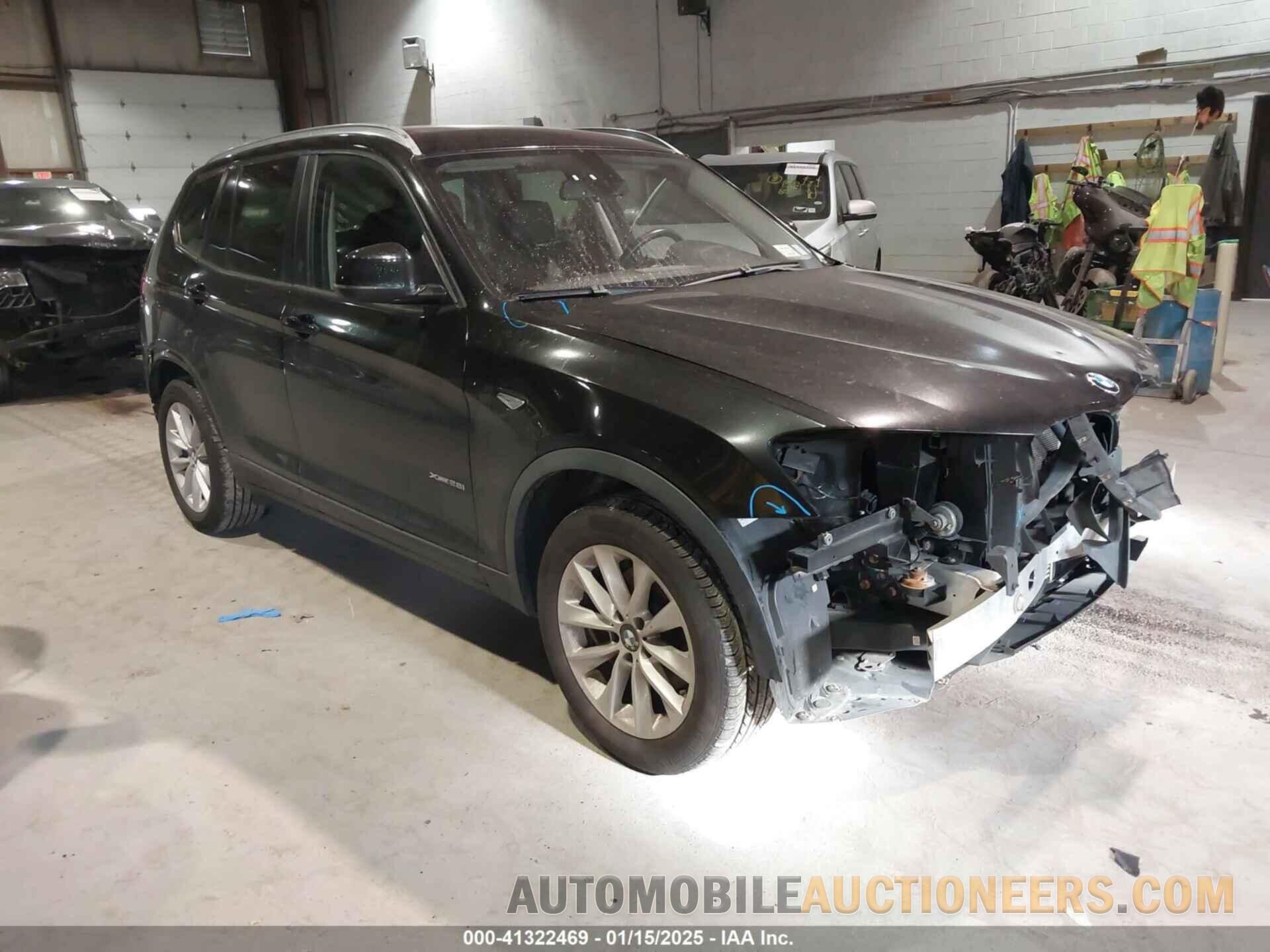 5UXWX9C33H0W70703 BMW X3 2017