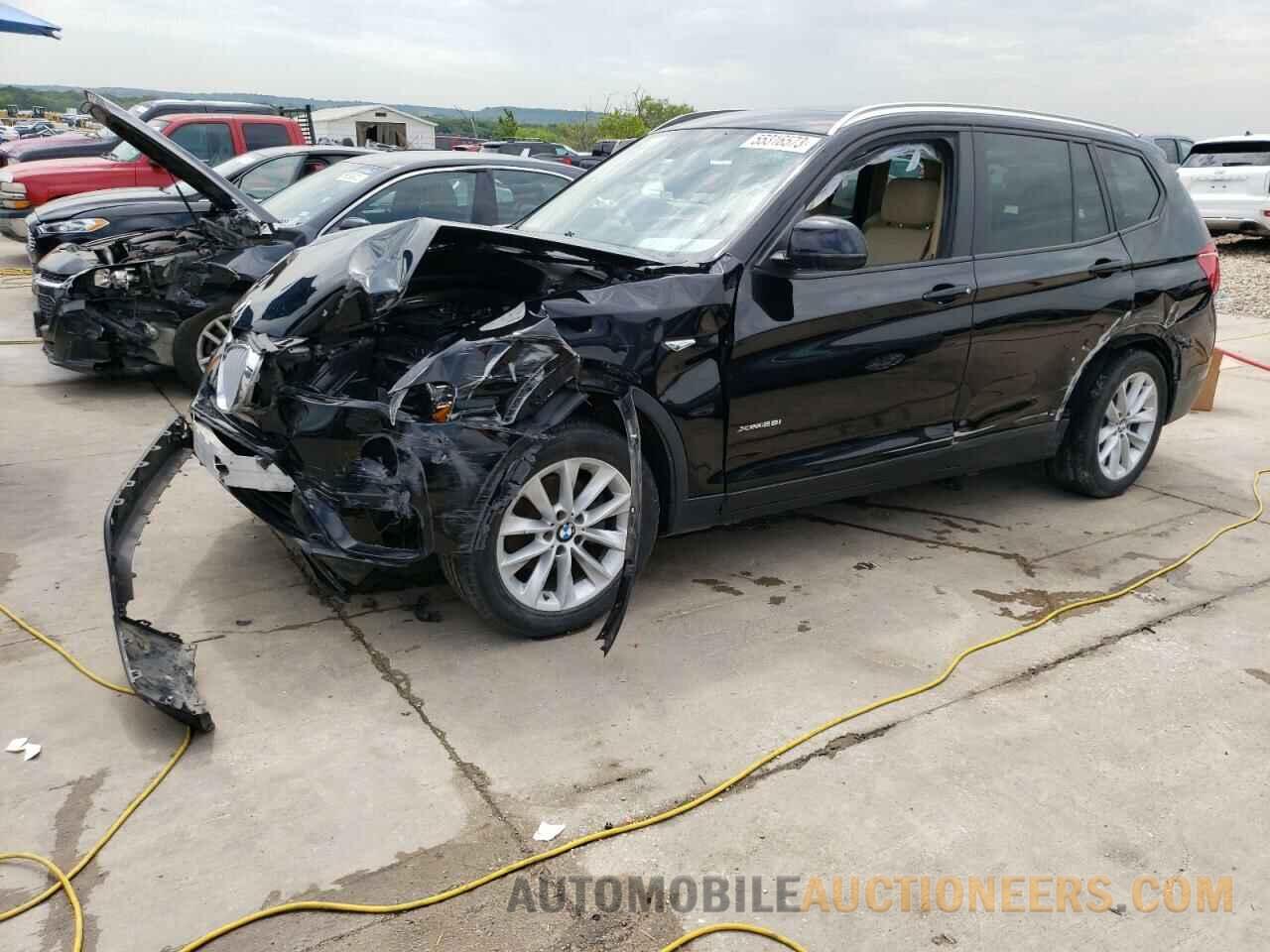 5UXWX9C38H0W67019 BMW X3 2017