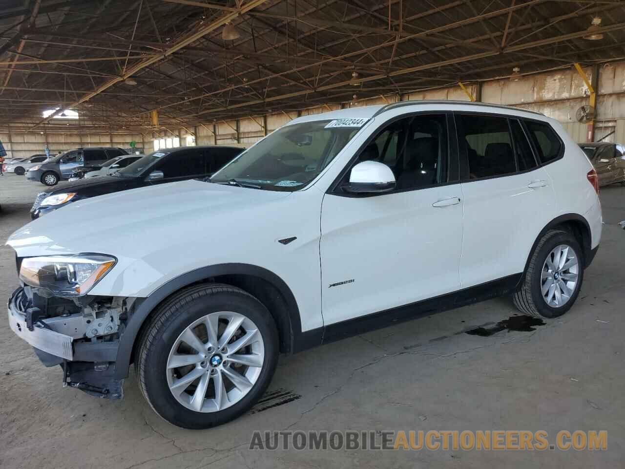 5UXWX9C38H0W69157 BMW X3 2017