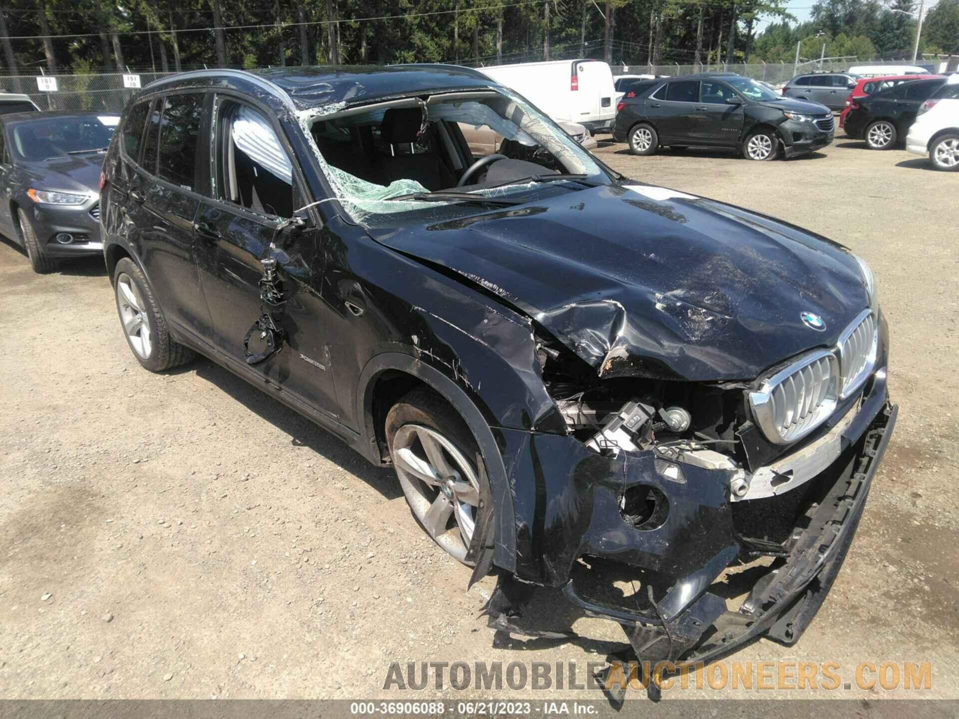 5UXWX9C38H0W73435 BMW X3 2017