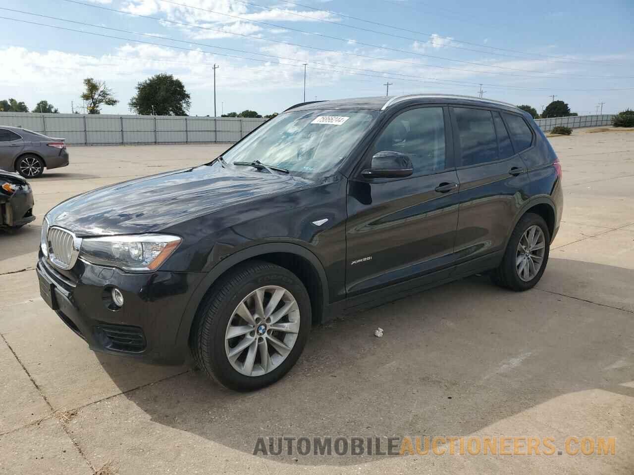 5UXWX9C39H0T18399 BMW X3 2017