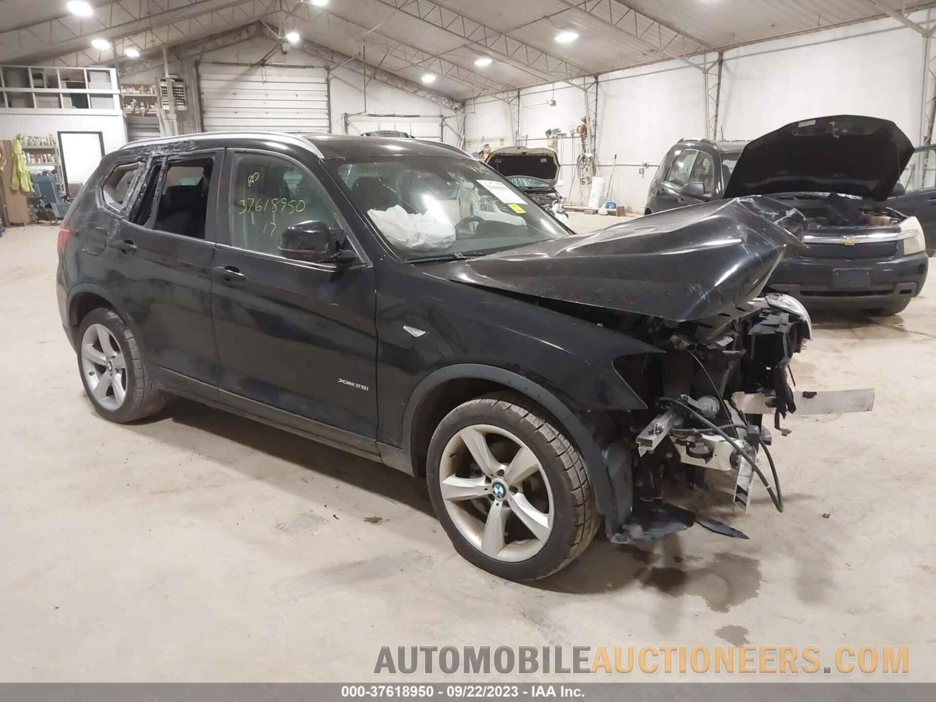 5UXWX9C39H0W69703 BMW X3 2017