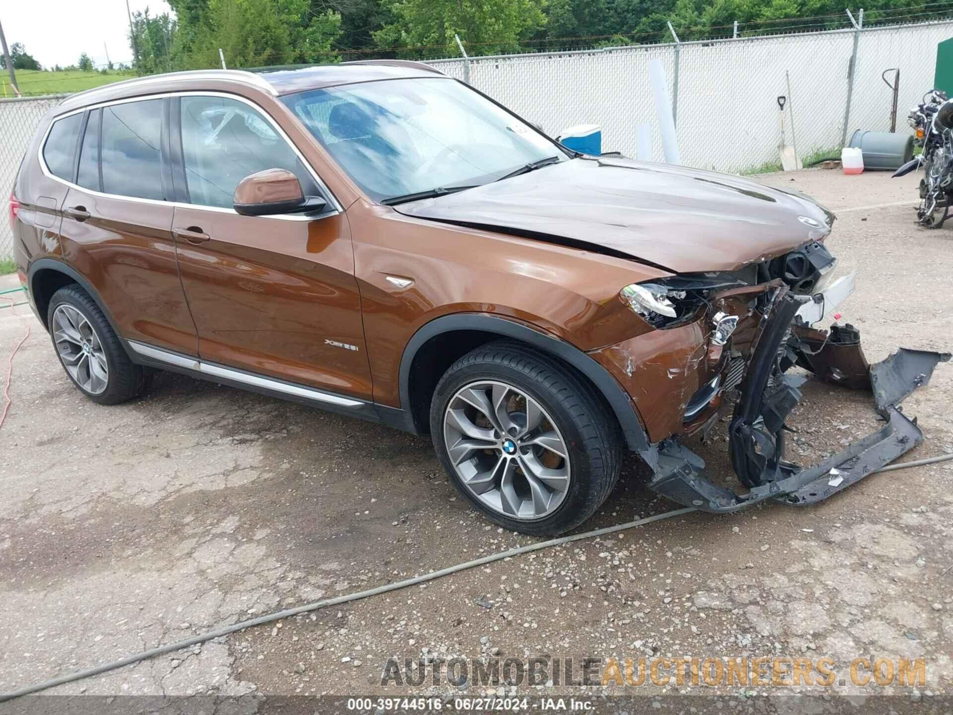 5UXWX9C3XH0T19674 BMW X3 2017