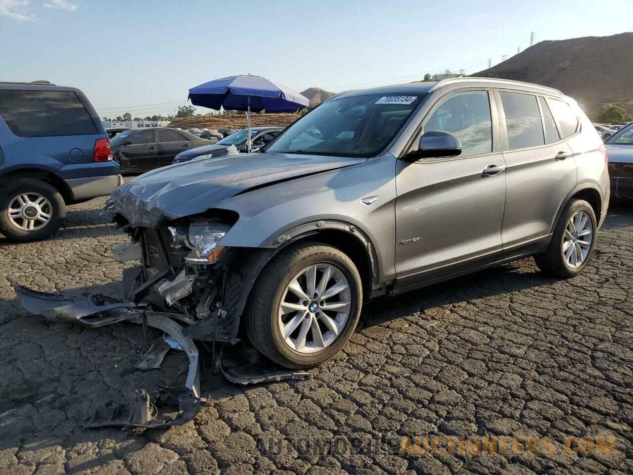 5UXWX9C3XH0T21389 BMW X3 2017