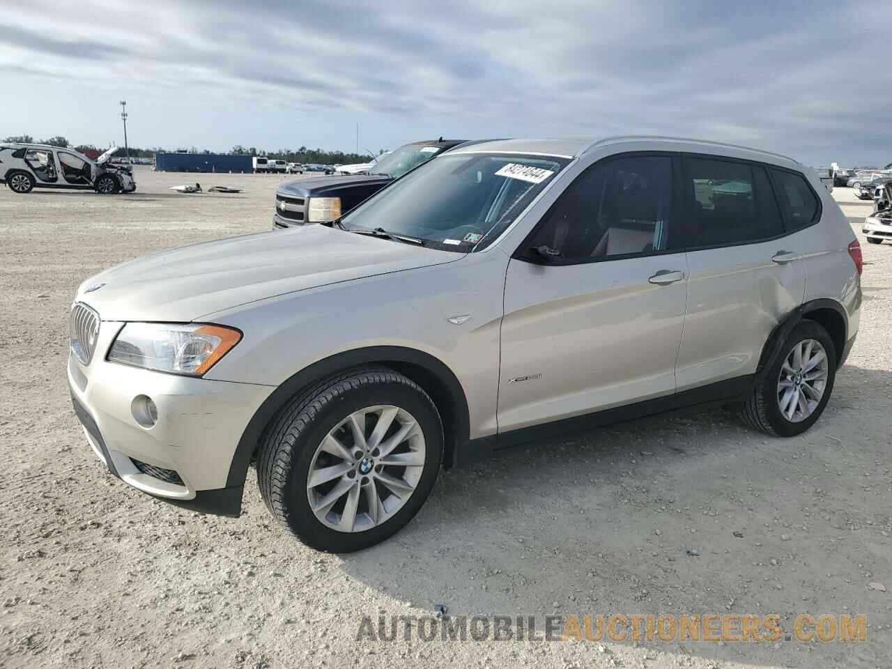 5UXWX9C50D0A25764 BMW X3 2013