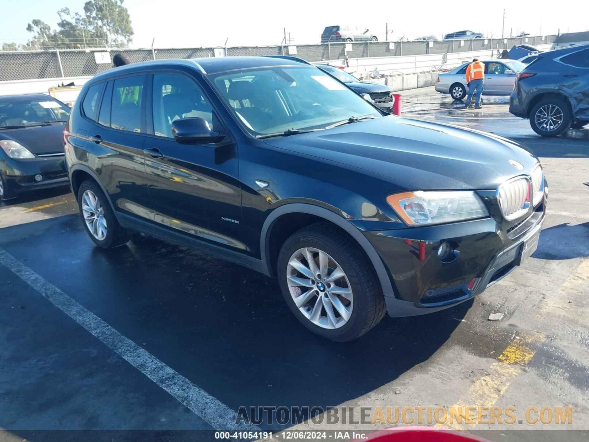 5UXWX9C51D0A27233 BMW X3 2013