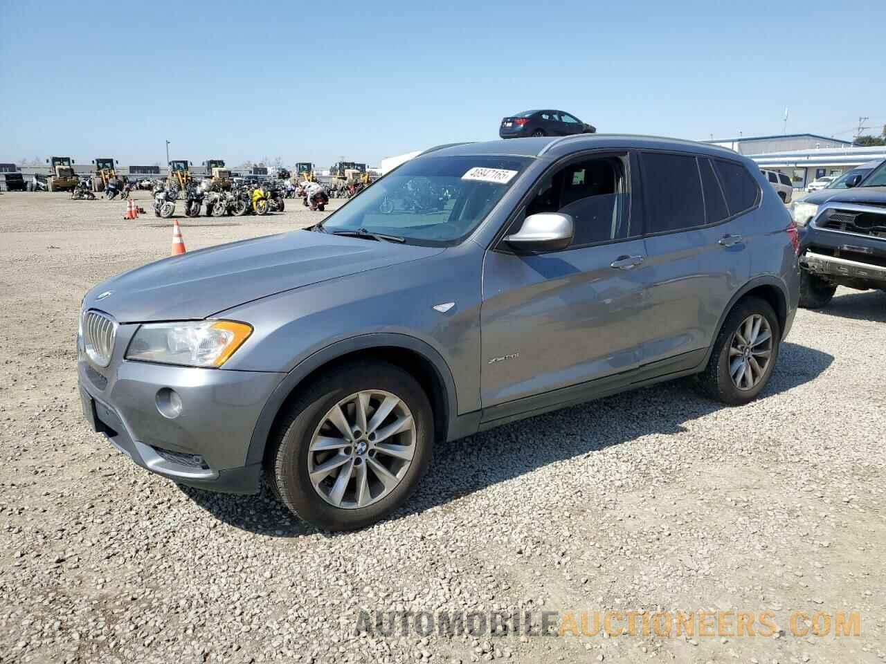 5UXWX9C51D0A28673 BMW X3 2013