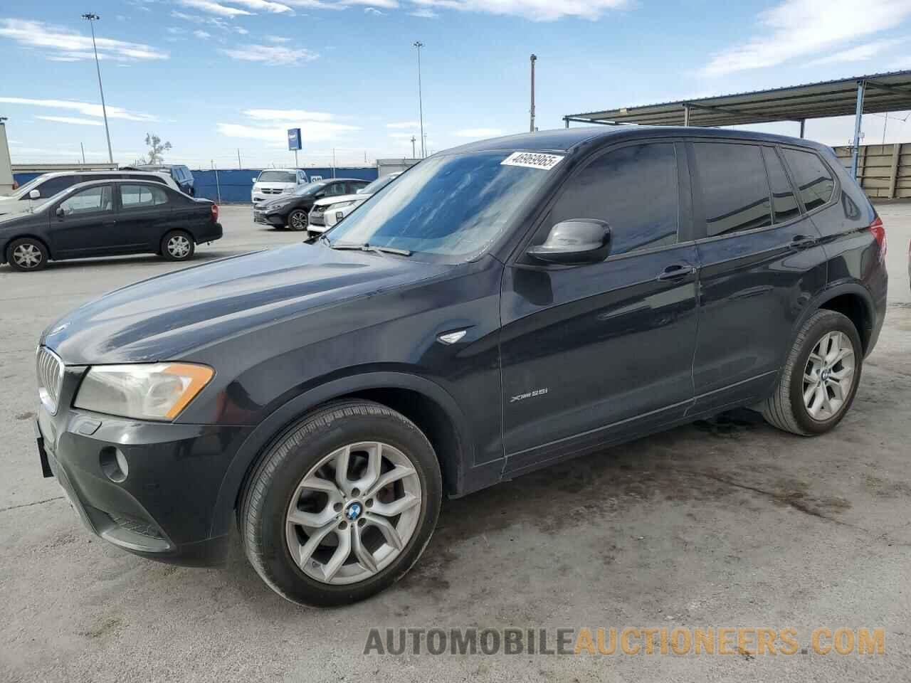 5UXWX9C51E0D39635 BMW X3 2014