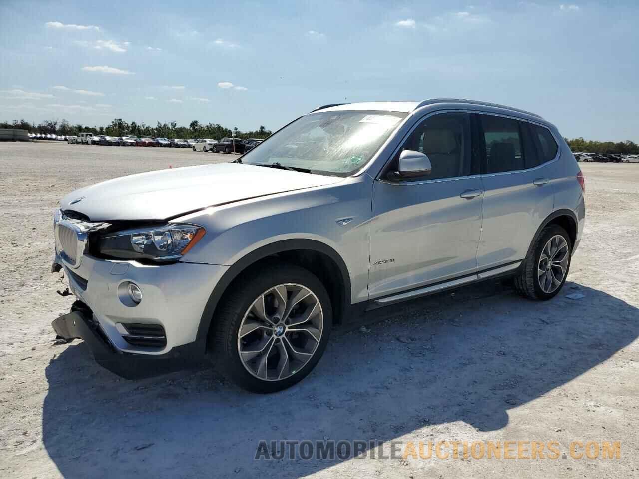 5UXWX9C52F0D56512 BMW X3 2015