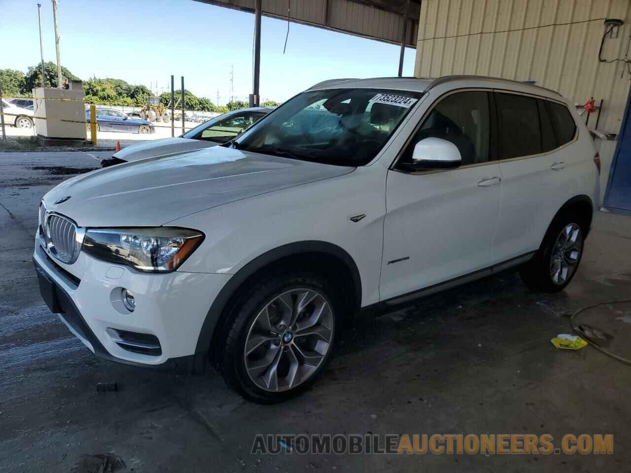 5UXWX9C52H0T01381 BMW X3 2017