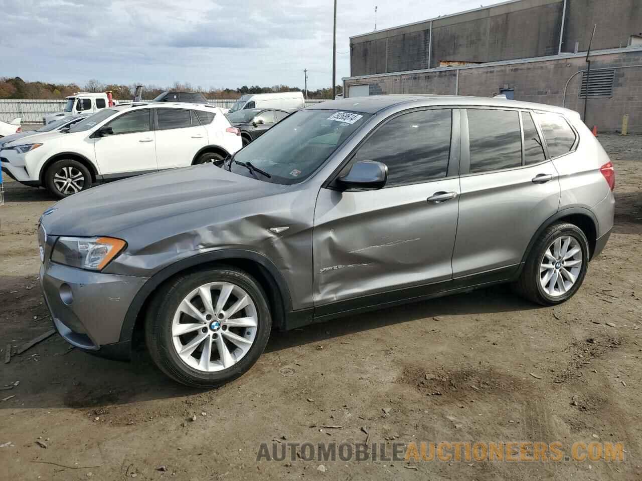 5UXWX9C54D0A23564 BMW X3 2013