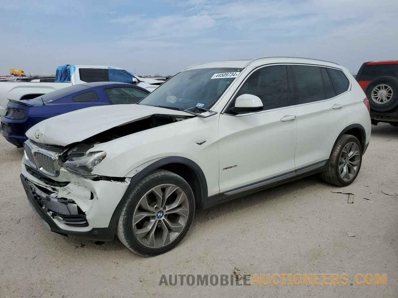 5UXWX9C54G0D68307 BMW X3 2016