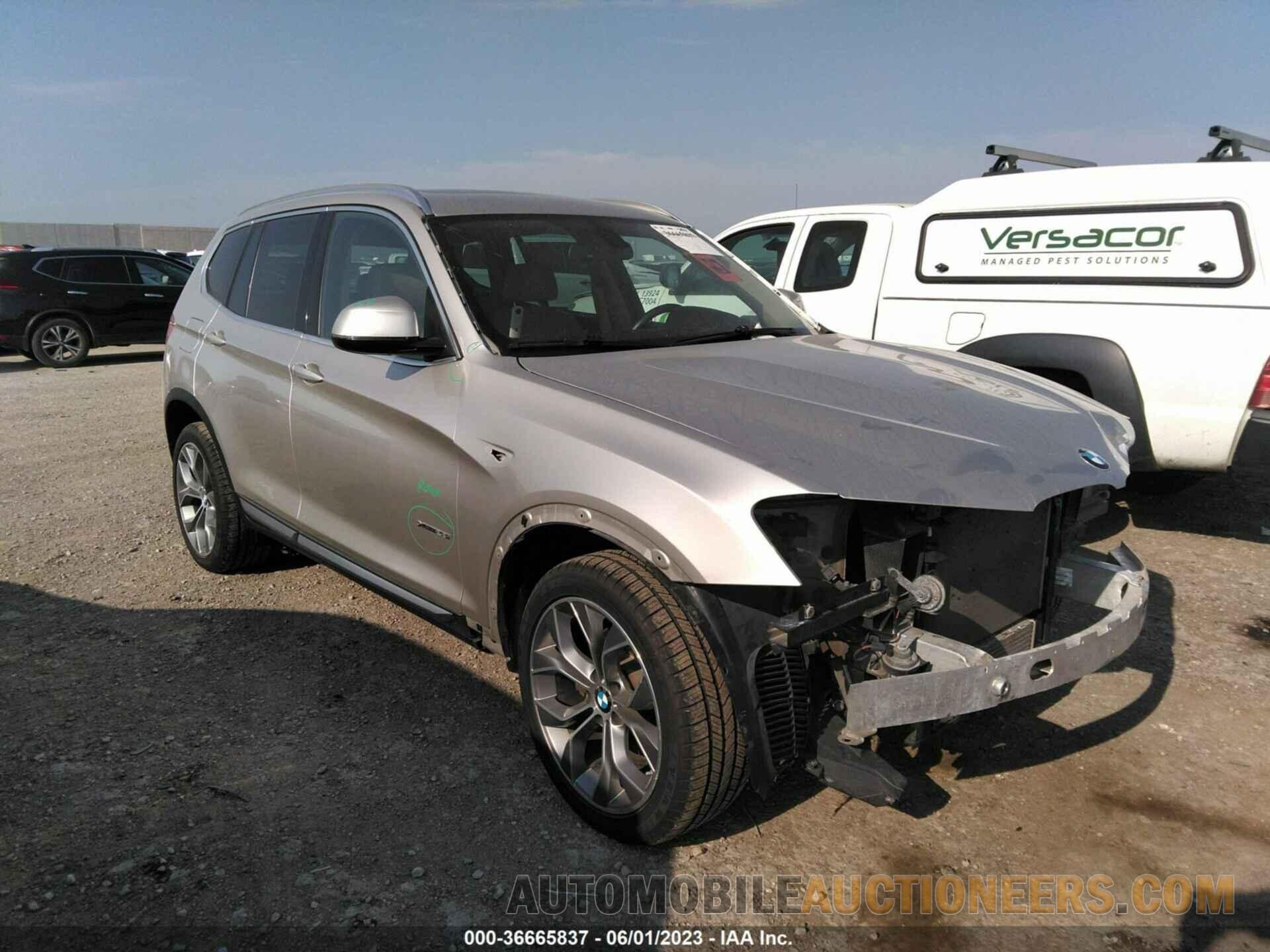 5UXWX9C55F0D45424 BMW X3 2015