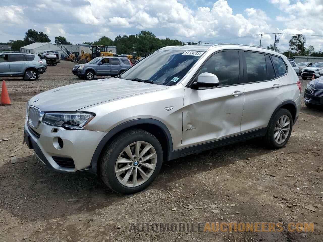 5UXWX9C55F0D52552 BMW X3 2015