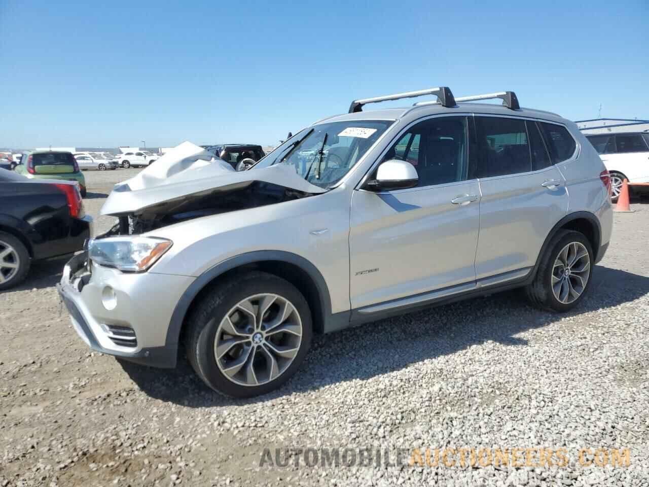 5UXWX9C56F0D49014 BMW X3 2015