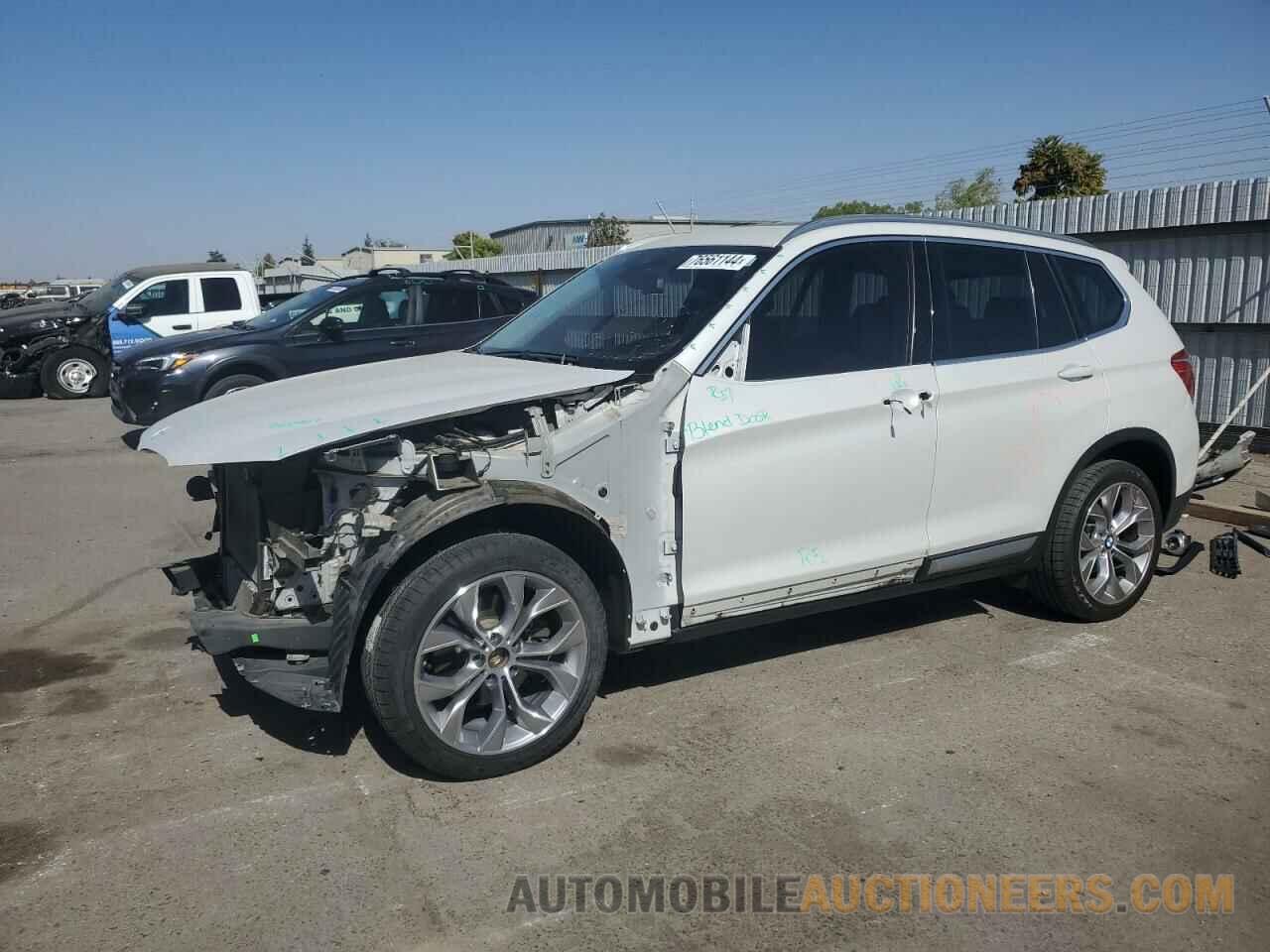 5UXWX9C56H0T06423 BMW X3 2017