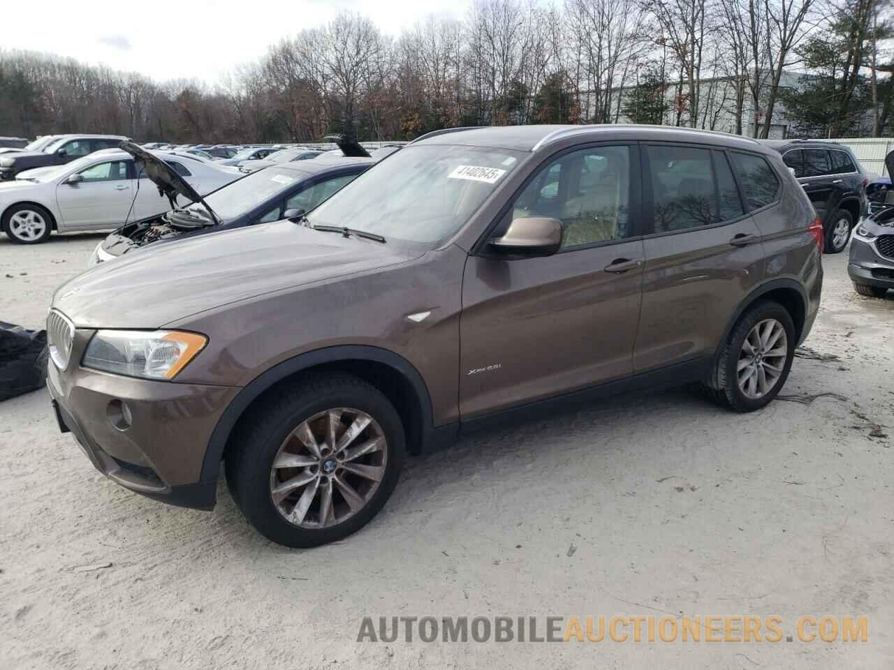 5UXWX9C58D0A16018 BMW X3 2013