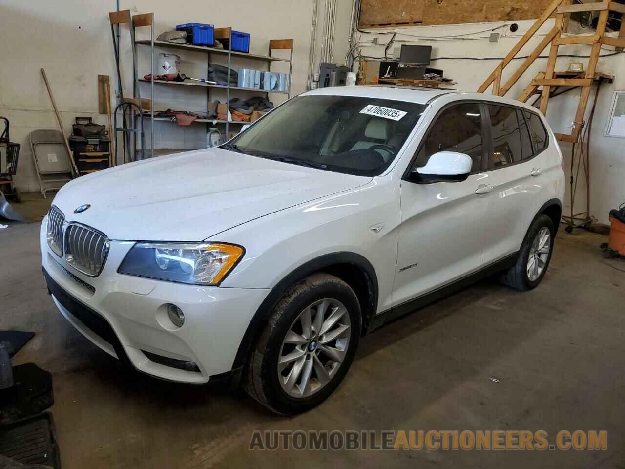 5UXWX9C58E0D28034 BMW X3 2014