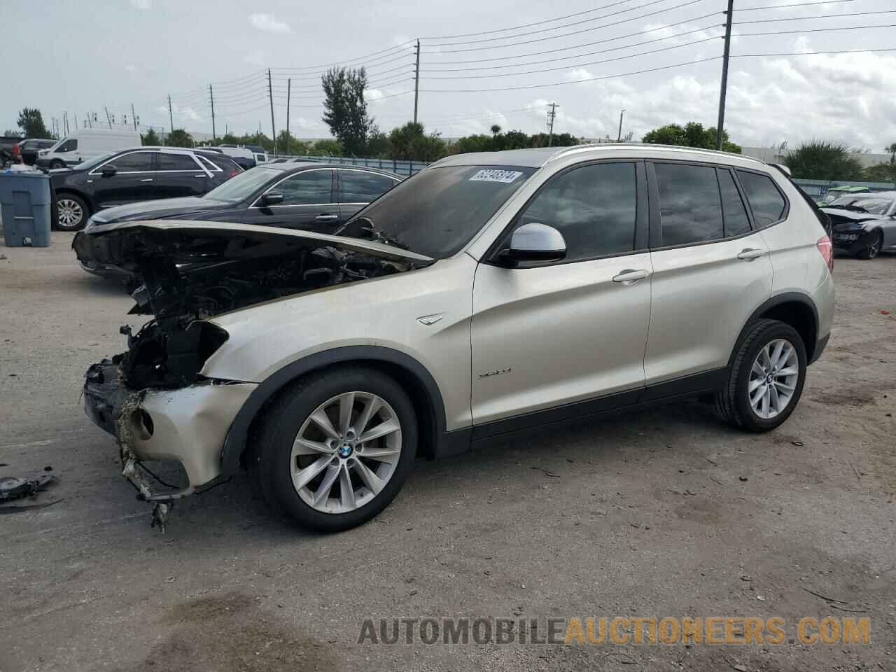 5UXWX9C58F0D59916 BMW X3 2015