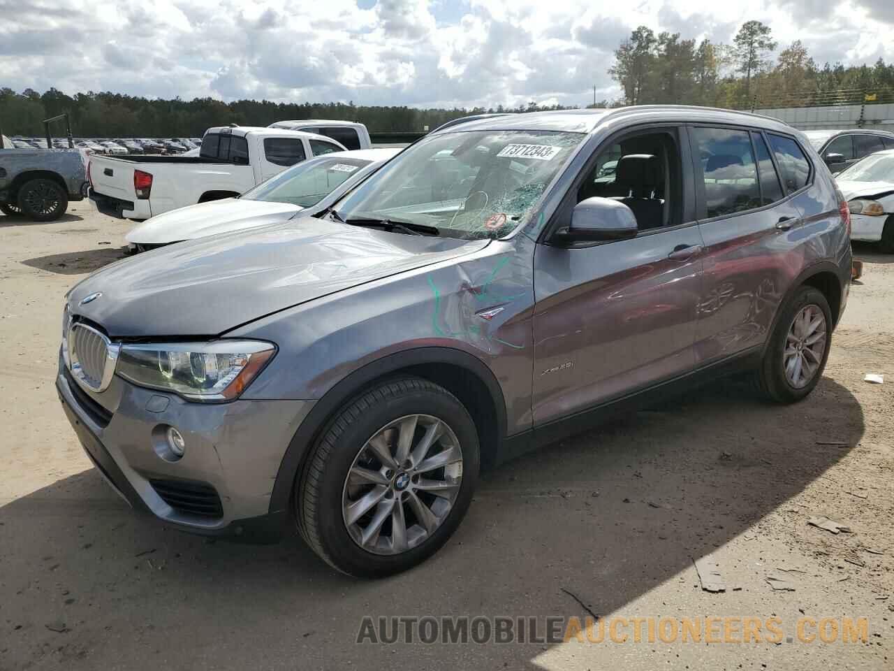 5UXWX9C5XF0D47220 BMW X3 2015