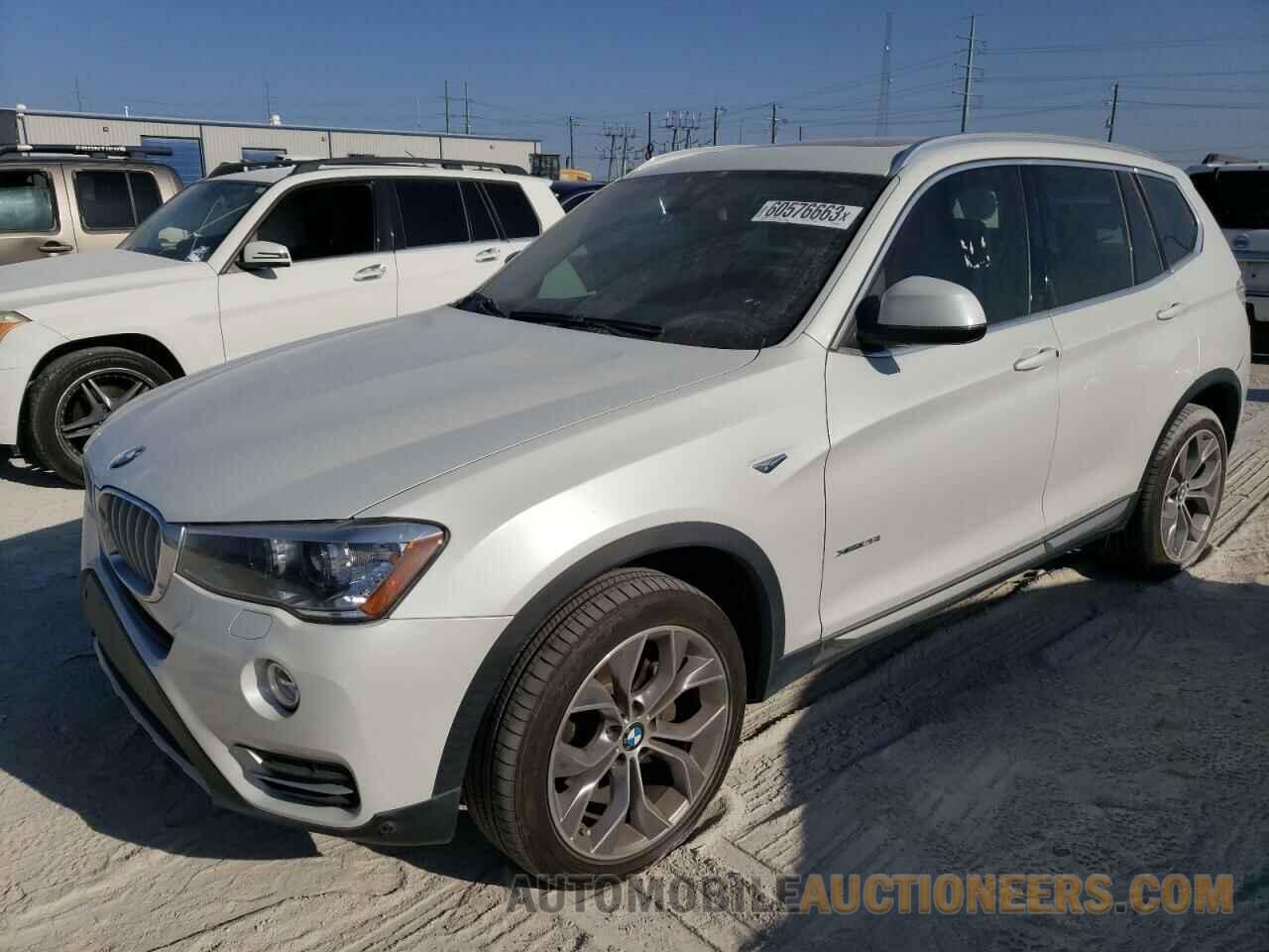 5UXWX9C5XH0D98204 BMW X3 2017