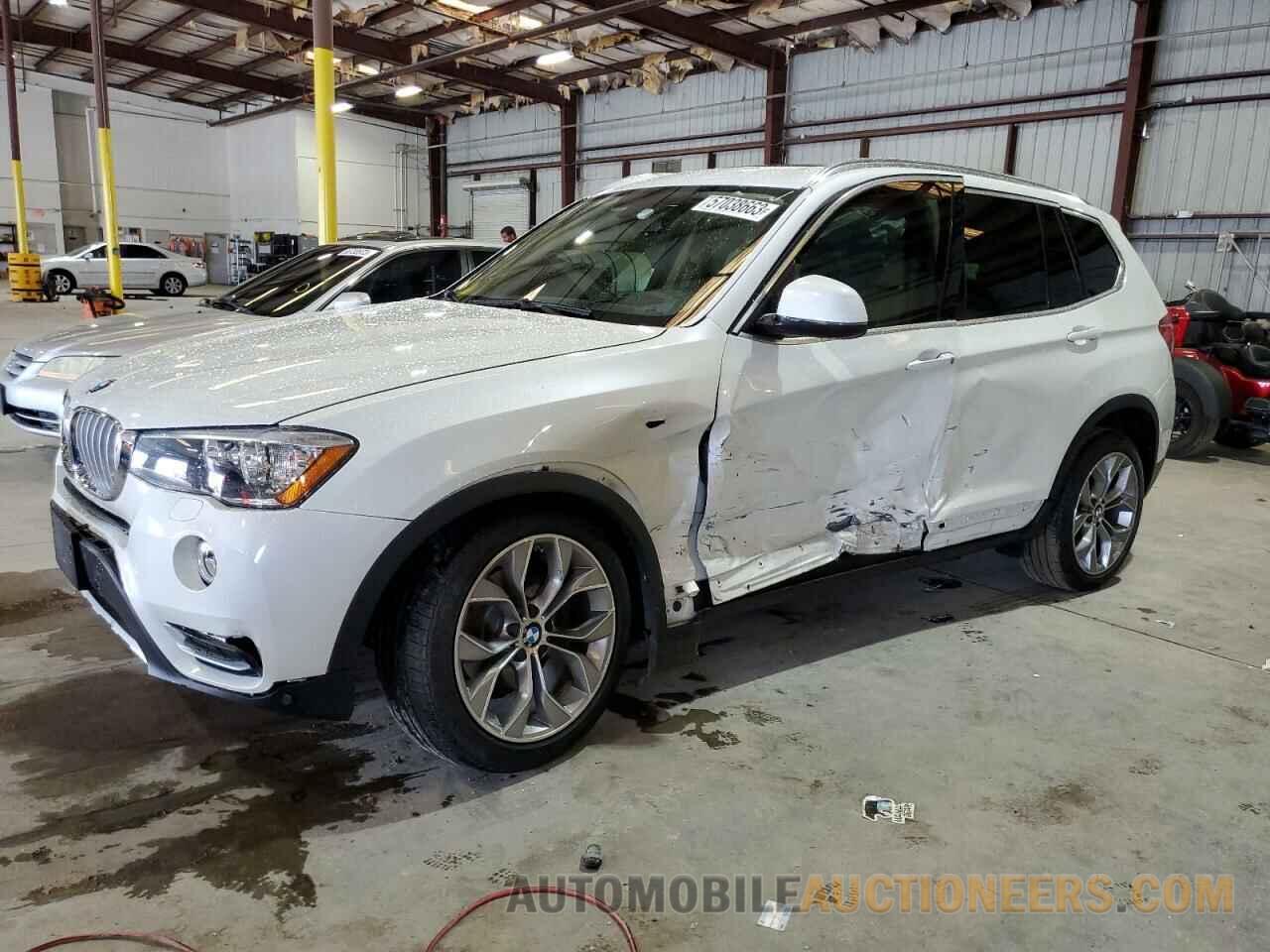 5UXWX9C5XH0T02326 BMW X3 2017