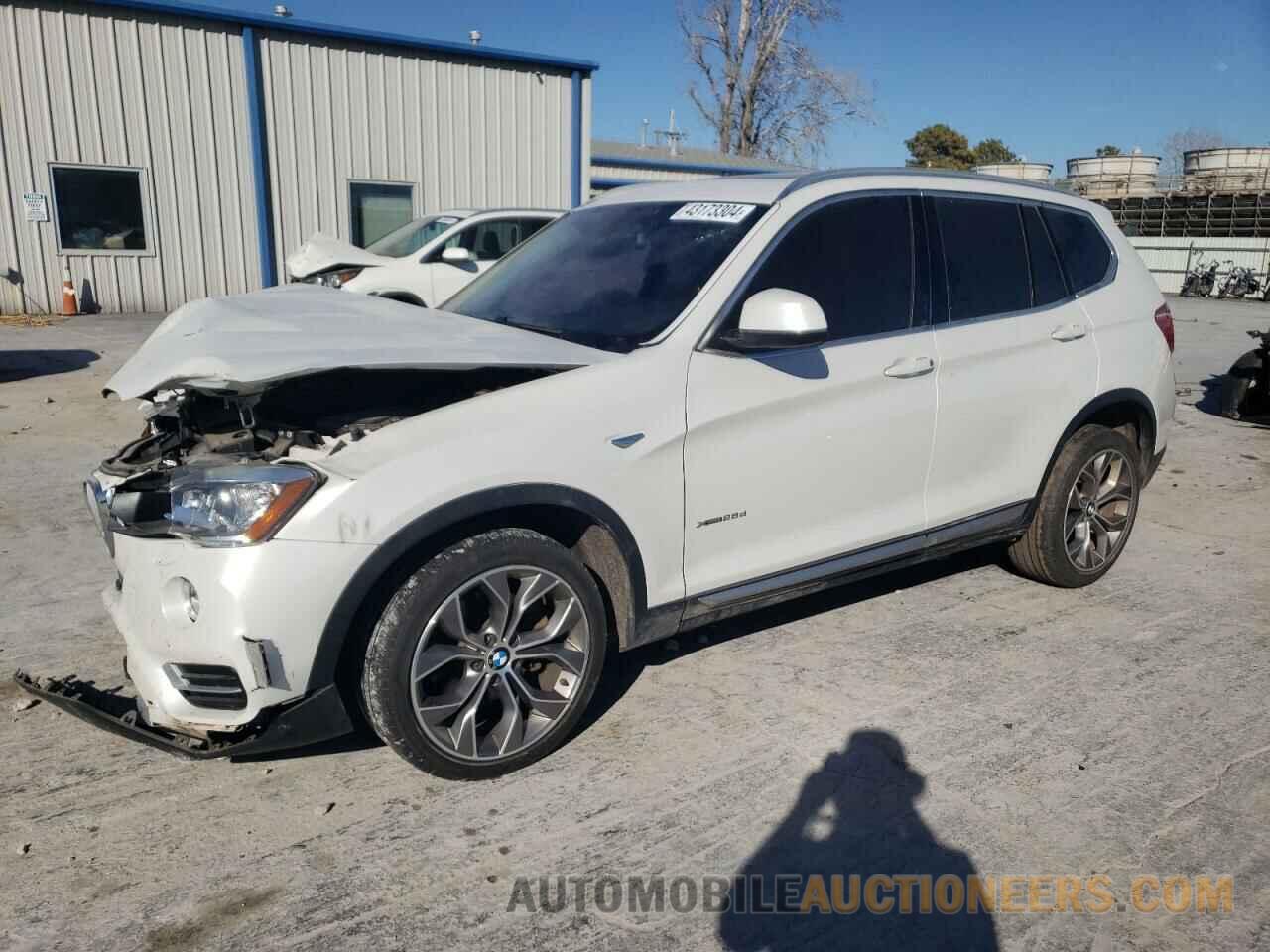 5UXWY3C50G0N87983 BMW X3 2016