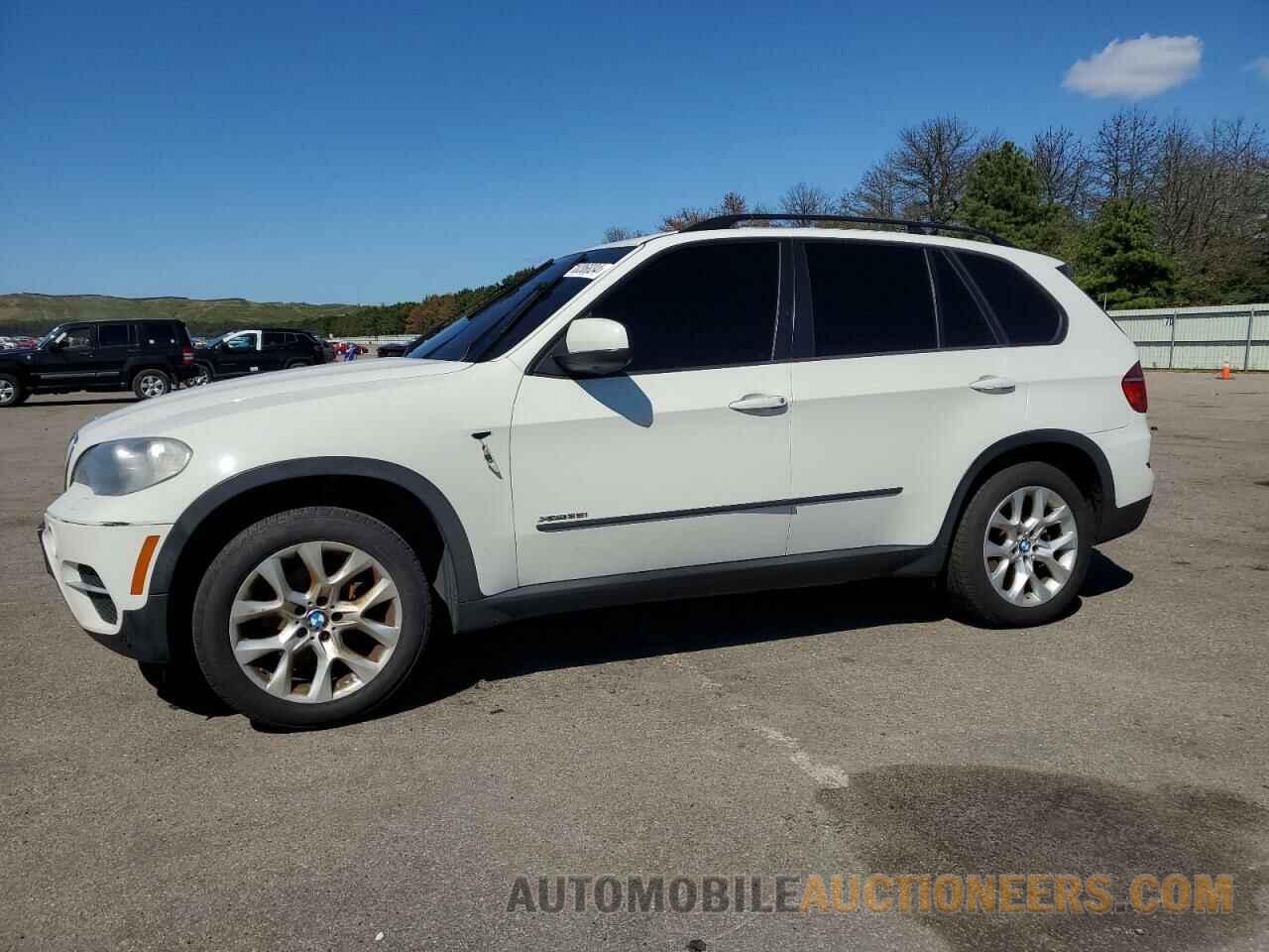 5UXZV4C51BL410507 BMW X5 2011