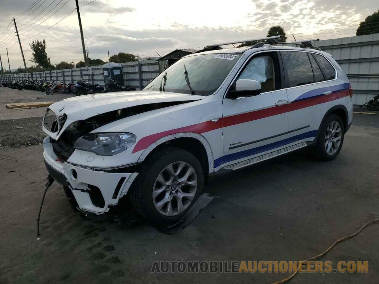 5UXZV4C53D0E00133 BMW X5 2013