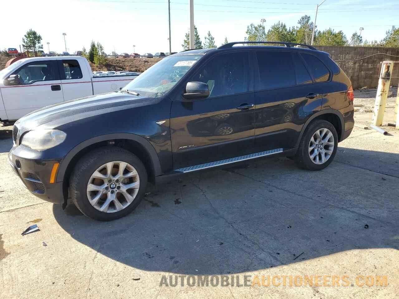 5UXZV4C56D0B17127 BMW X5 2013