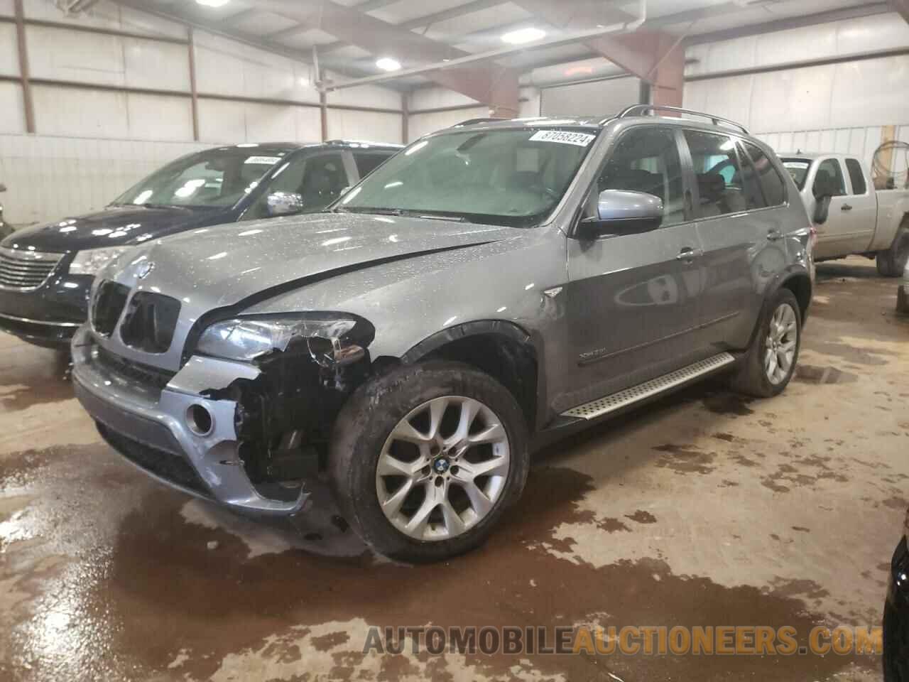 5UXZV4C57BL738708 BMW X5 2011