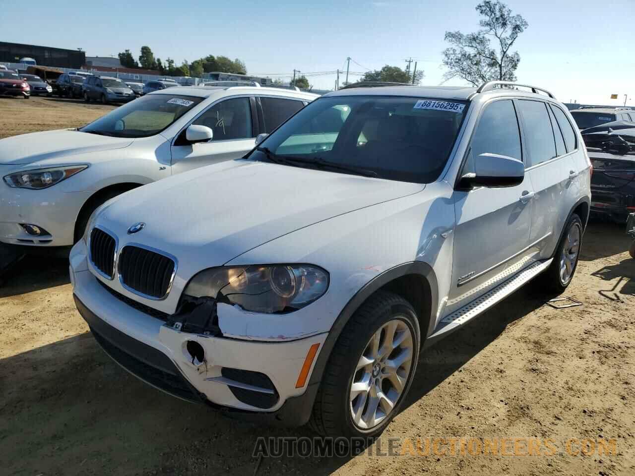 5UXZV4C58BL416305 BMW X5 2011