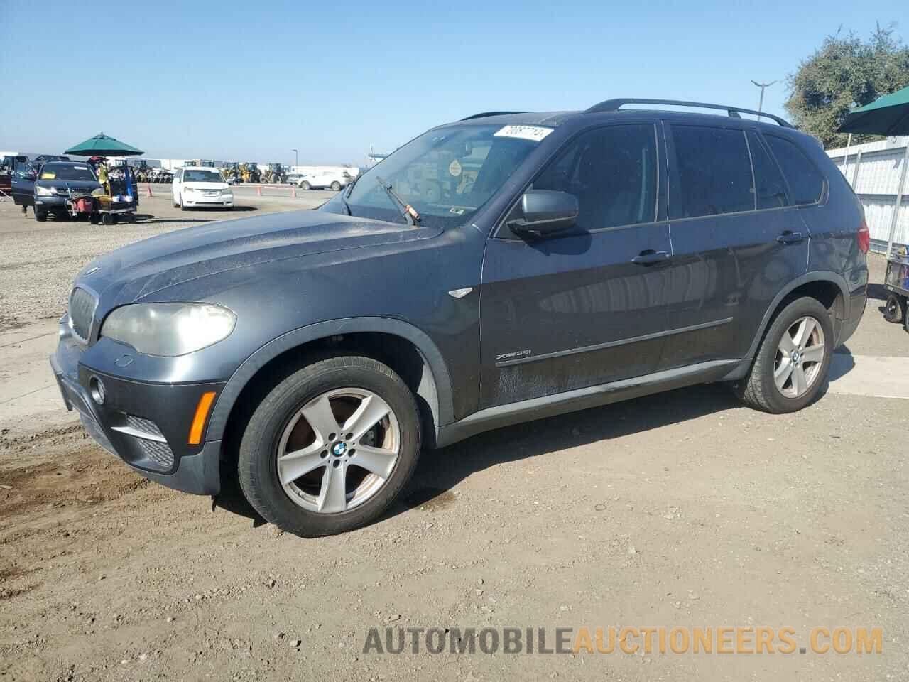 5UXZV4C58BL416739 BMW X5 2011