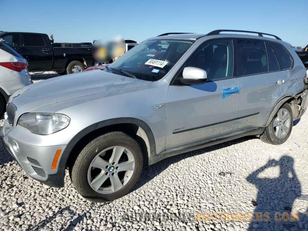 5UXZV4C58CL889929 BMW X5 2012