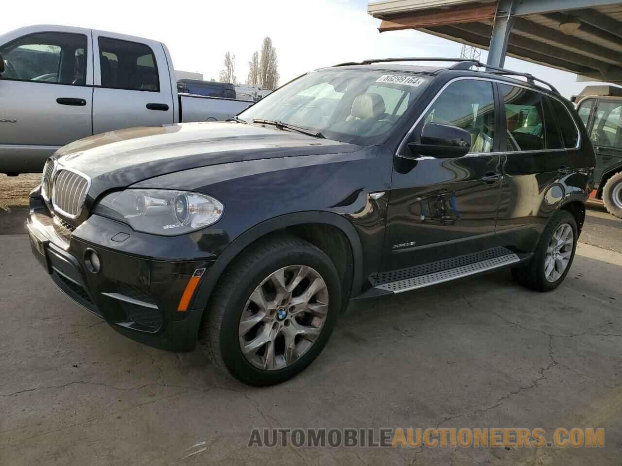 5UXZV4C58D0B09658 BMW X5 2013