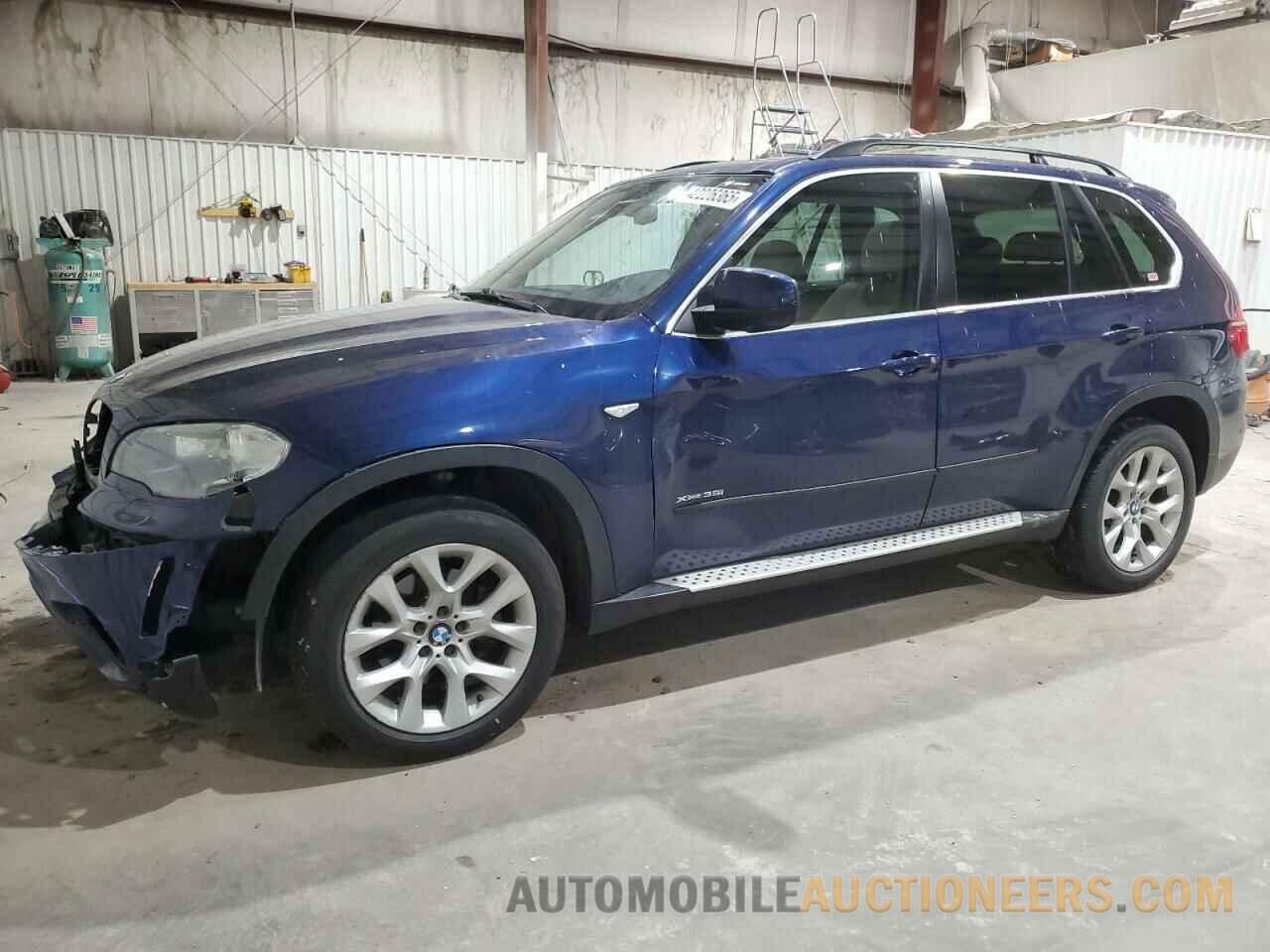 5UXZV4C58D0B14701 BMW X5 2013