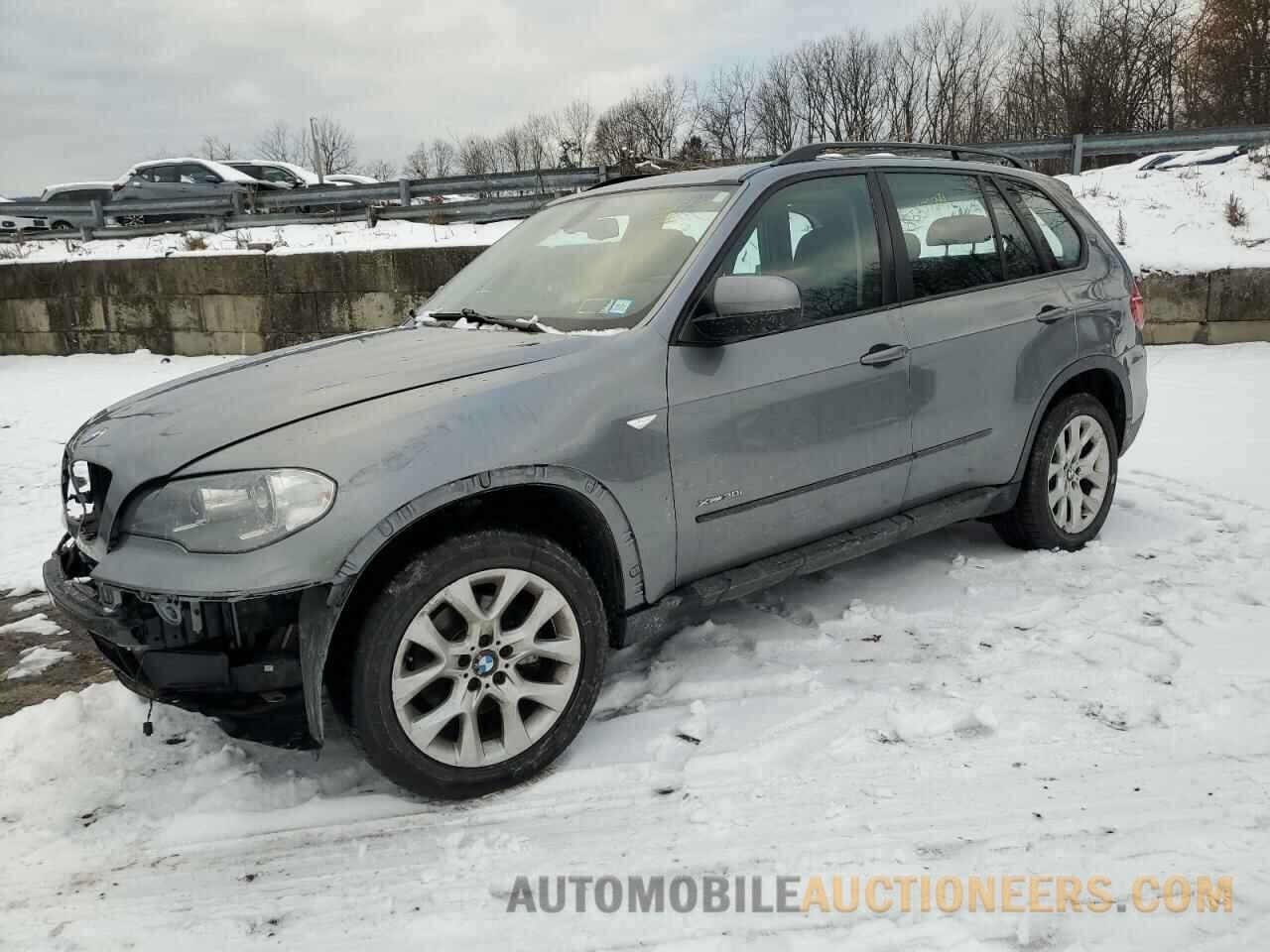 5UXZV4C58D0B17050 BMW X5 2013